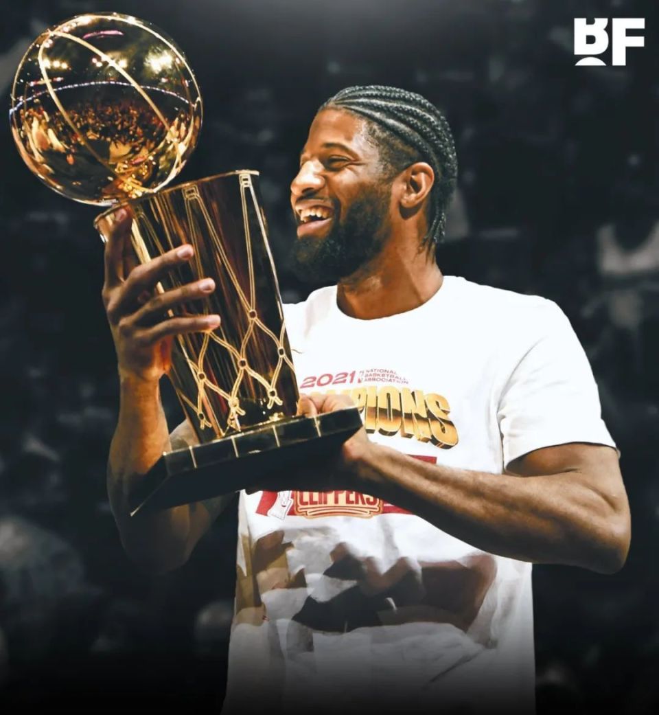 世体：巴萨想年底前获诺坎普1C阶段许可，届时能容纳6.2万人（世体：巴萨力争年内获批诺坎普1C阶段，届时可容纳6.2万人）