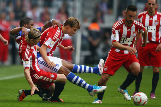 大博阿滕：我去巴萨得征得梅西的同意；夸他是谎言我喜欢C罗（大博阿滕：去巴萨要得梅西点头；夸他是违心话，我更喜欢C罗）