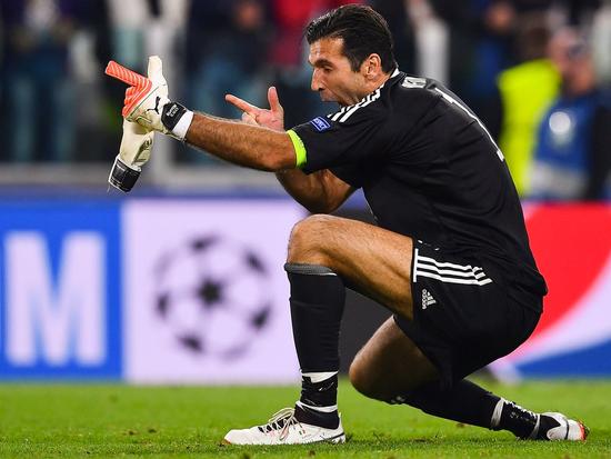 记者：尤文正关注热那亚右后卫诺顿-库菲和维罗纳前锋焦瓦内（尤文有意热那亚右后卫诺顿-库菲与维罗纳前锋焦瓦内）