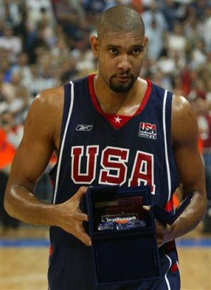 翻修球场，“连滚带爬”为的是“从从容容”（球场整修：眼下的连滚带爬，换来日后的从容不迫）