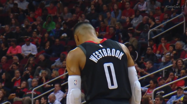 步行者快节奏比赛观赏性十足（步行者高速节奏，观赏度拉满）